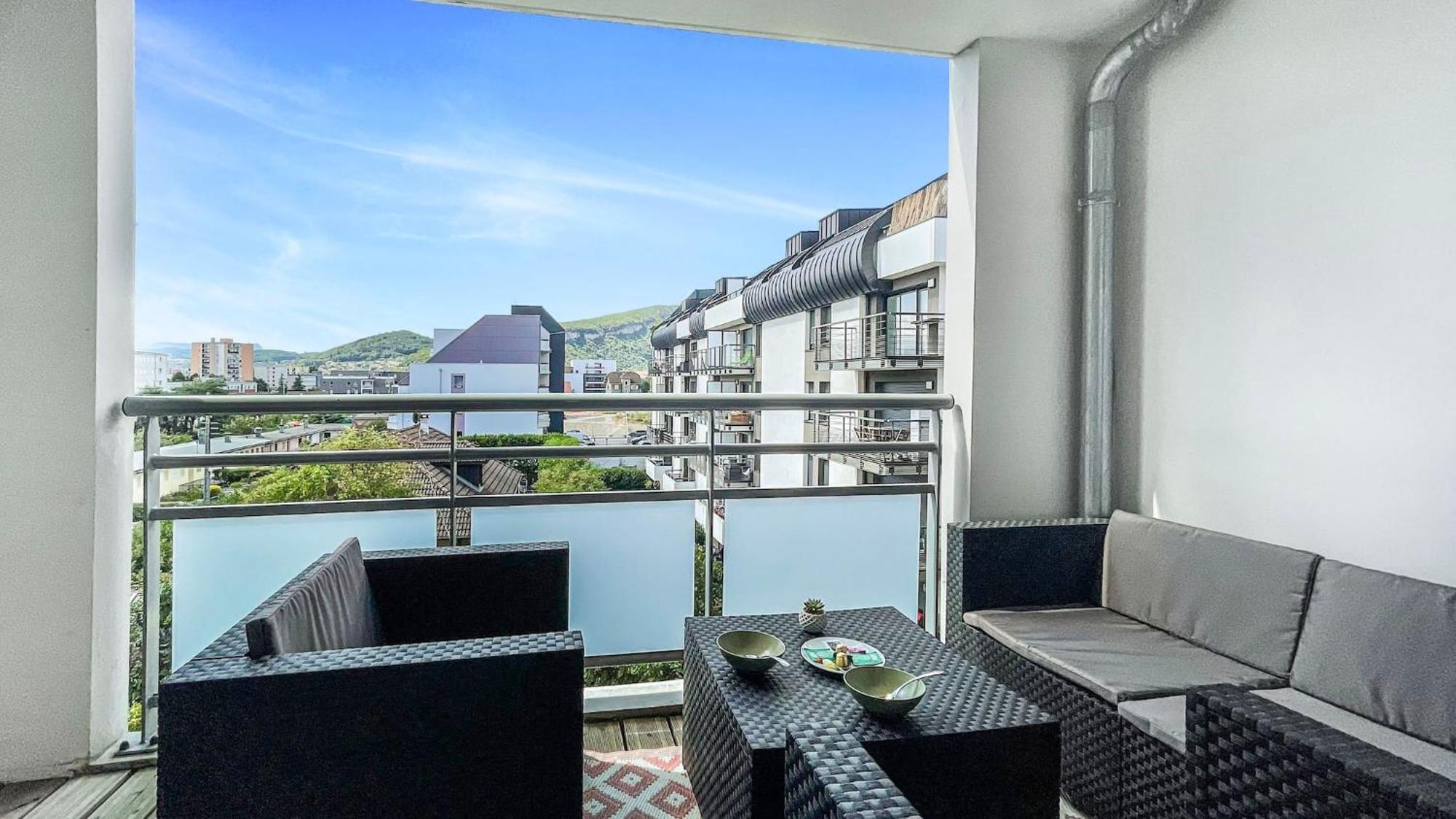 Homey Chloe - New - Parking Gratuit - Balcon Prive - Proche Geneve Annemasse Bagian luar foto