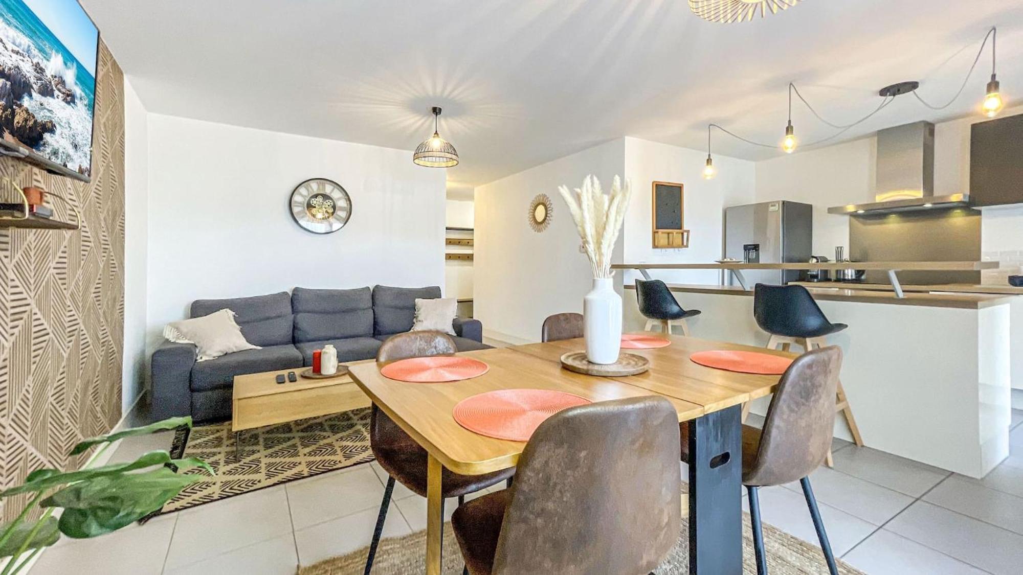 Homey Chloe - New - Parking Gratuit - Balcon Prive - Proche Geneve Annemasse Bagian luar foto